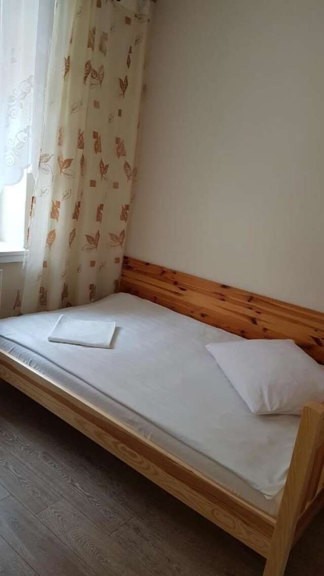 Отель Hotel Śnieżnik Клодзко-13